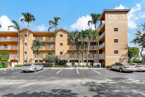 Crystal Shores Dr, Boynton Beach, FL 33437