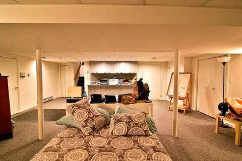 Winchester, ALLENTOWN, PA 18104