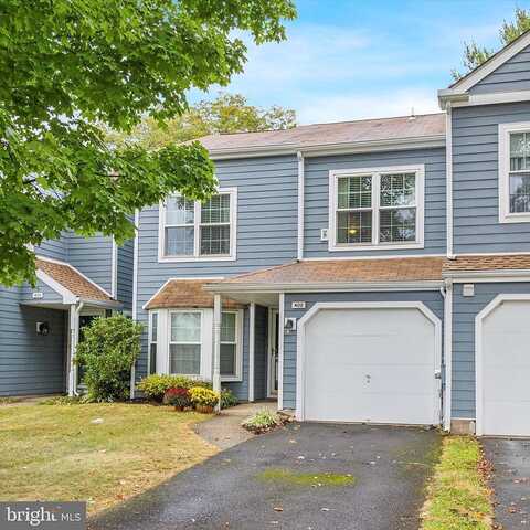 Trumbull, NEWTOWN, PA 18940