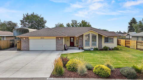 Valinda, KLAMATH FALLS, OR 97603