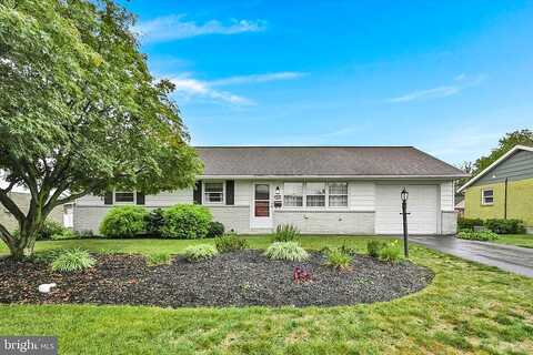 Jackie, ROBESONIA, PA 19551
