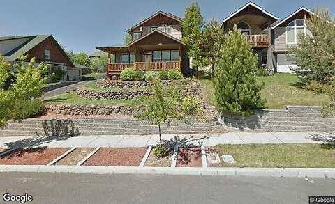 Bobbi, PRINEVILLE, OR 97754