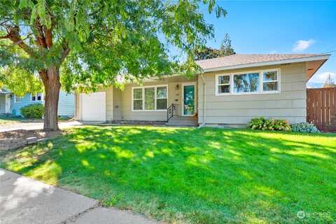 Pearl, WENATCHEE, WA 98801