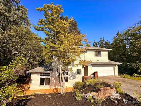 Elberta, LYNNWOOD, WA 98036