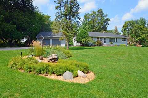 Crestview, EXCELSIOR, MN 55331