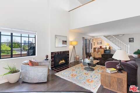 Veteran Ave, Los Angeles, CA 90024