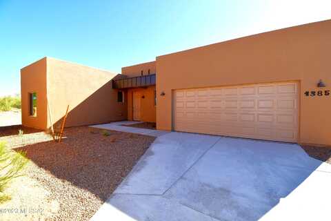 Langtry, TUCSON, AZ 85747
