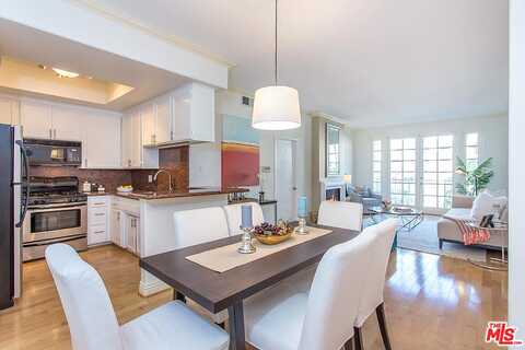Armacost Ave, Los Angeles, CA 90025