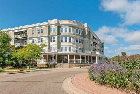 Hundertmark Rd, Chaska, MN 55318