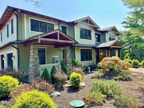 Woodale, HAWLEY, PA 18428