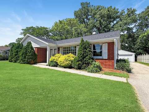 Glen River, MILWAUKEE, WI 53217