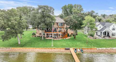210Th Street, FOREST LAKE, MN 55025