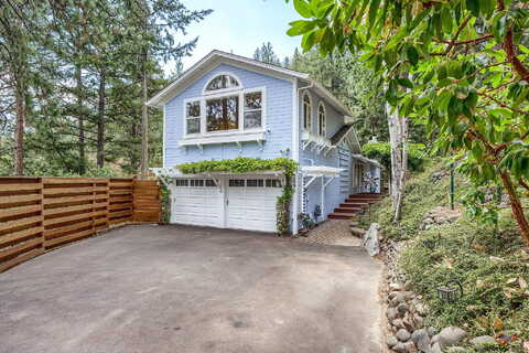 Morton, ASHLAND, OR 97520