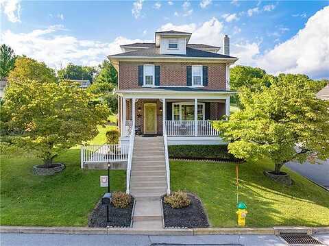 Hillside, WHITEHALL, PA 18052