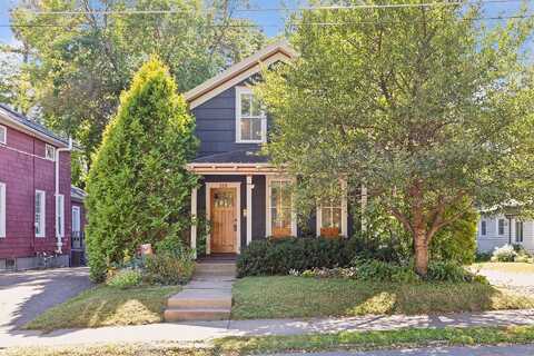 Maple, STILLWATER, MN 55082