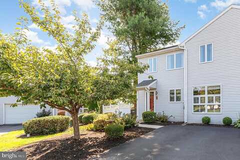 Creek View, NEW CUMBERLAND, PA 17070