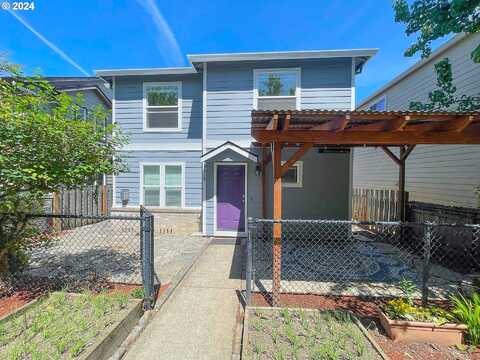 Macrum, PORTLAND, OR 97203