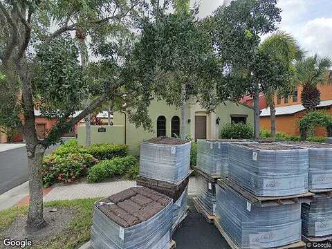 Chula Vista, NAPLES, FL 34113