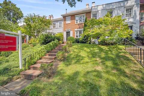 Green, ALEXANDRIA, VA 22314