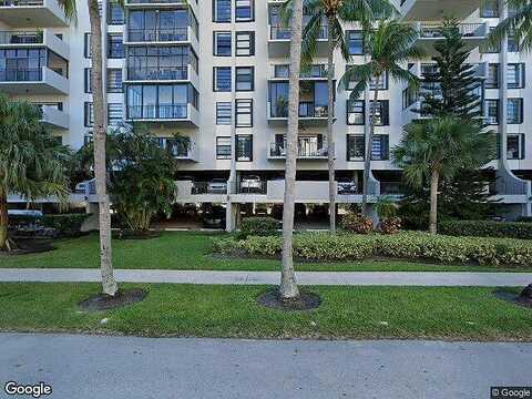 Crandon, KEY BISCAYNE, FL 33149