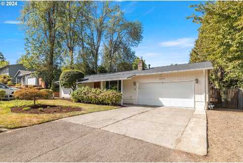 19Th, WEST LINN, OR 97068