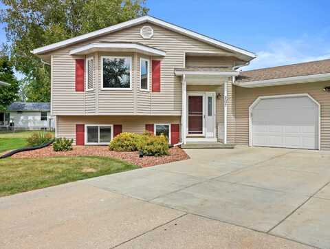 Karl, BELLEVILLE, WI 53508