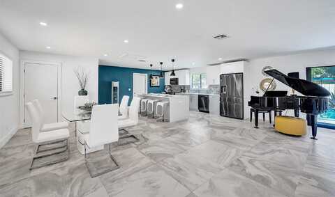 60Th, FORT LAUDERDALE, FL 33334