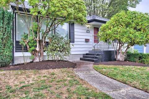 40Th, SEATTLE, WA 98115
