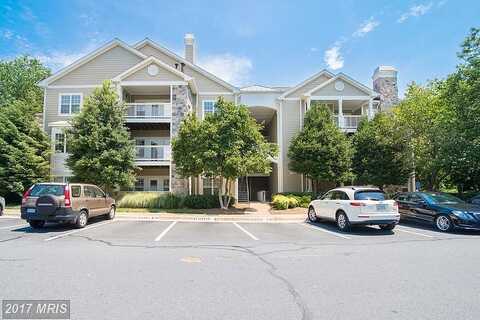 Lake Shore Crest Dr, Reston, VA 20190