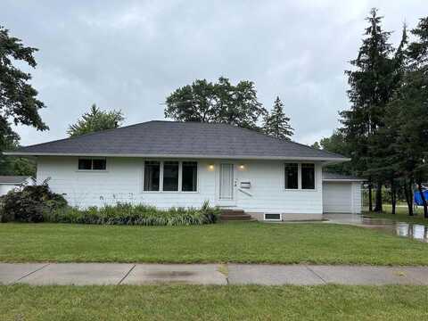 10Th, MOSINEE, WI 54455