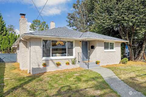 8Th, SEATTLE, WA 98108