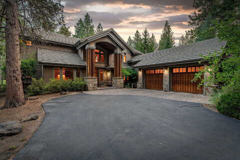 Tam Mcarthur, BEND, OR 97702