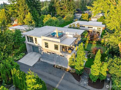 106Th, KIRKLAND, WA 98033