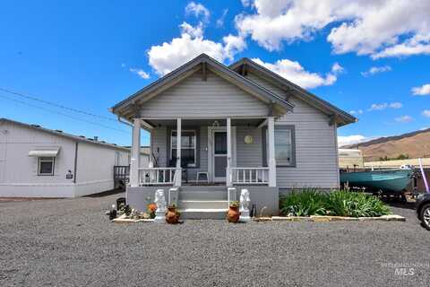 13Th, CLARKSTON, WA 99403
