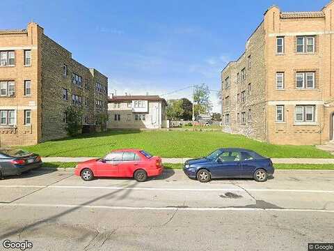 Clybourn, MILWAUKEE, WI 53208
