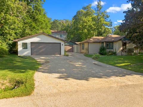 Locust, LAKE GENEVA, WI 53147