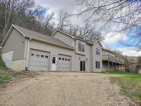 Spring Coulee, COON VALLEY, WI 54623