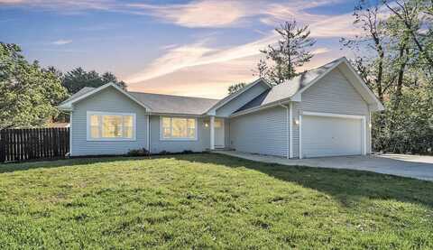 Small, NEW BERLIN, WI 53151