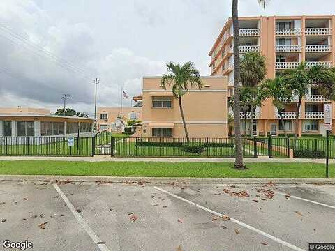 Golfview, Lake Worth, FL 33460