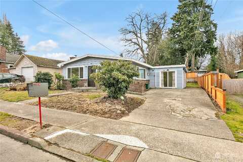 10029 51 St Avenue S, Seattle, WA 98178