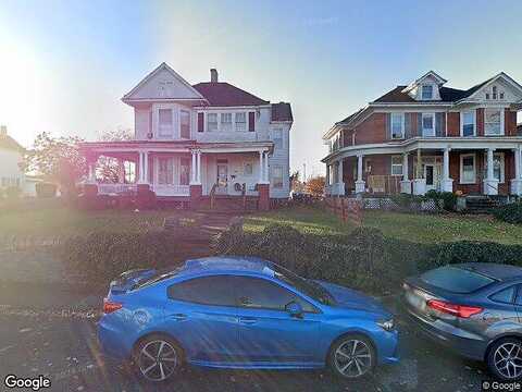 Grove, RADFORD, VA 24141