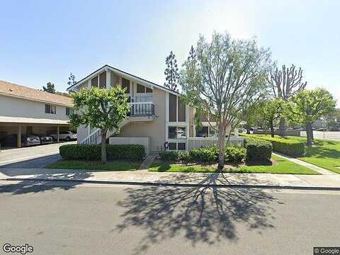 Sun Dr, Huntington Beach, CA 92647