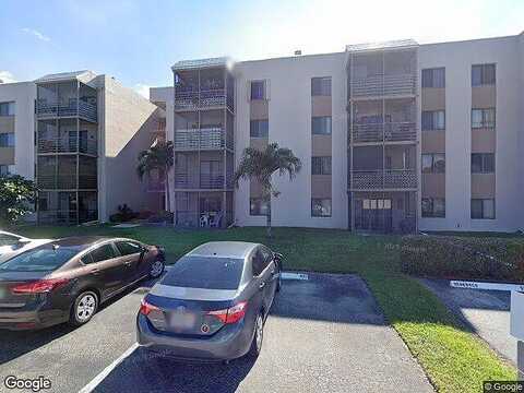 N Pine Island Rd, Sunrise, FL 33351