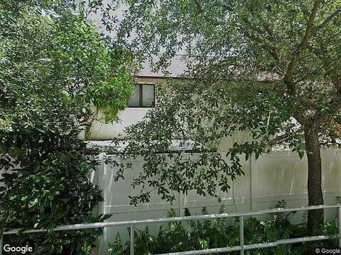 Touchton Dr, Tampa, FL 33617