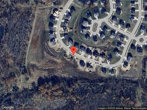 W242N5625 Peppertree Dr S, Sussex, WI 53089