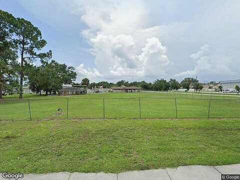 W 24Th St, Sanford, FL 32771