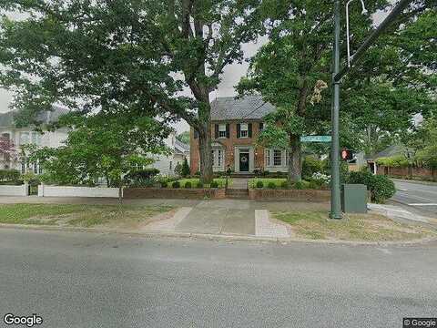 Monument Ave, Richmond, VA 23230