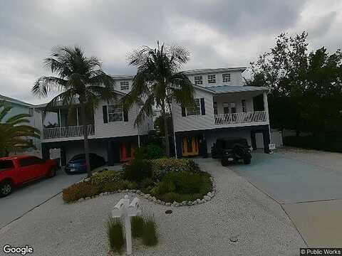 64Th St, Holmes Beach, FL 34217