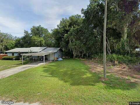 2Nd St, Umatilla, FL 32784