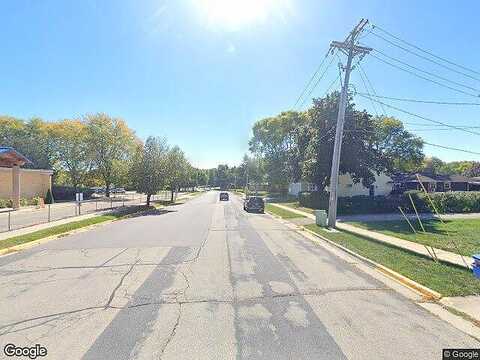 S Magdalene Court, Waunakee, WI 53597